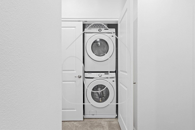 Luxury 5‑Suite Home | Near Epic Universe