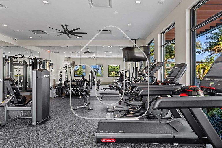 Luxury 5‑Suite Home | Near Epic Universe