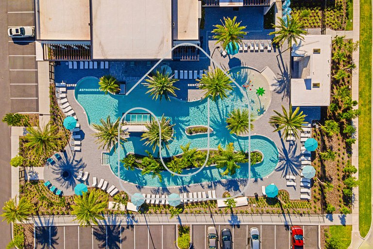 Luxury 5‑Suite Home | Near Epic Universe