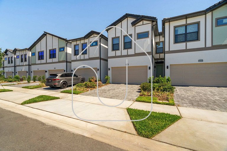 Casa Luxo 5 Suítes | Perto da Epic Universe