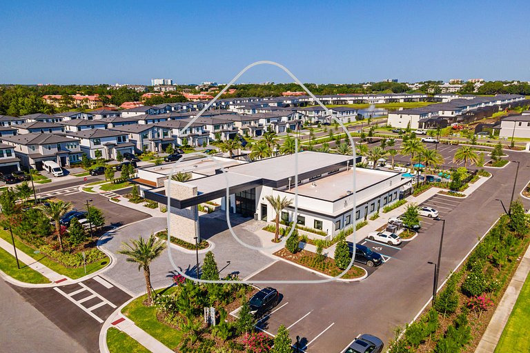 Luxury 5‑Suite Home | Near Epic Universe