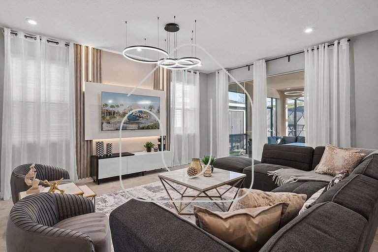 Solara 6BR Villa w/ Pvt Pool, Cinema & Game Room