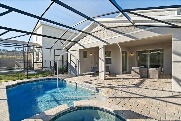 Solara 6BR Villa w/ Pvt Pool, Cinema & Game Room