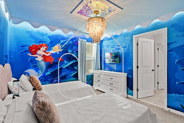 Solara 6BR Villa w/ Pvt Pool, Cinema & Game Room