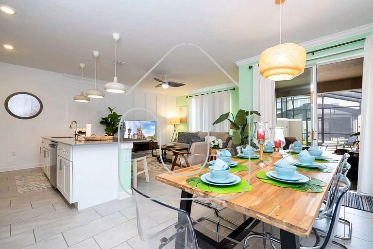 Storey Lake 4BR Home w/ Themed Room & Pool