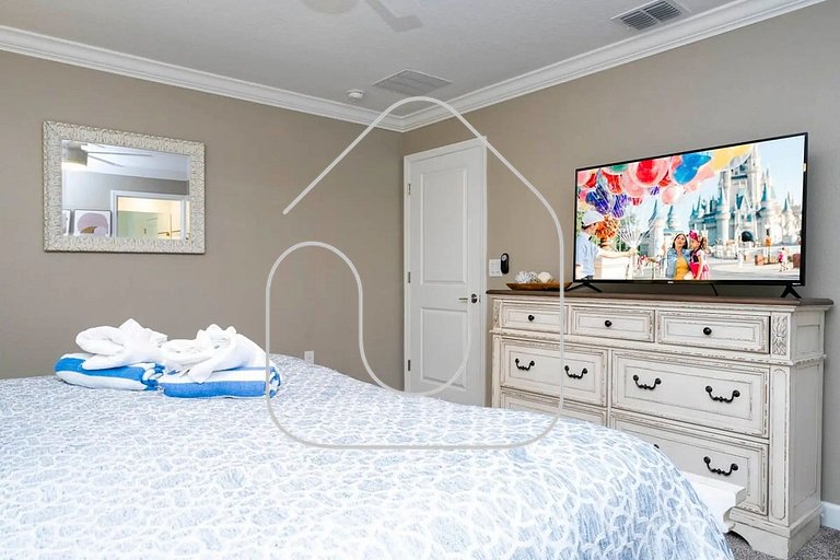 Storey Lake 4BR Home w/ Themed Room & Pool