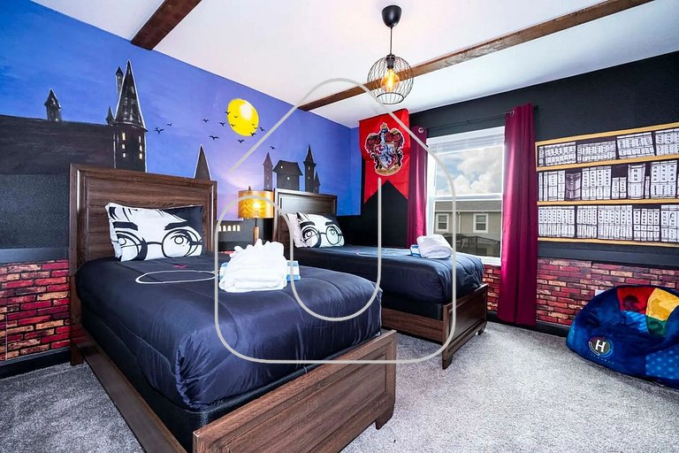 Storey Lake 4BR Home w/ Themed Room & Pool