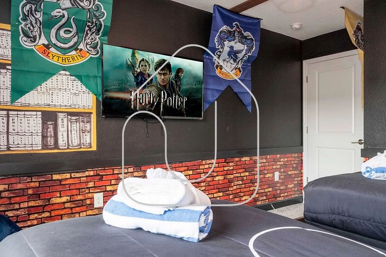 Storey Lake 4BR Home w/ Themed Room & Pool