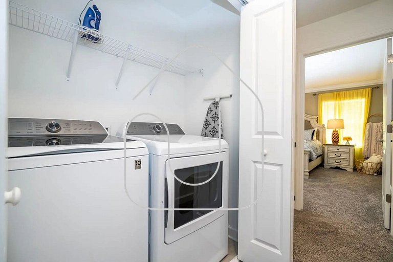 Storey Lake 4BR Home w/ Themed Room & Pool