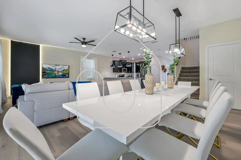 Step into enchanting charm: 9B Villa near Disney!