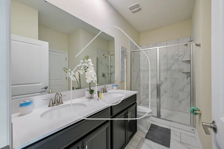 Step into enchanting charm: 9B Villa near Disney!