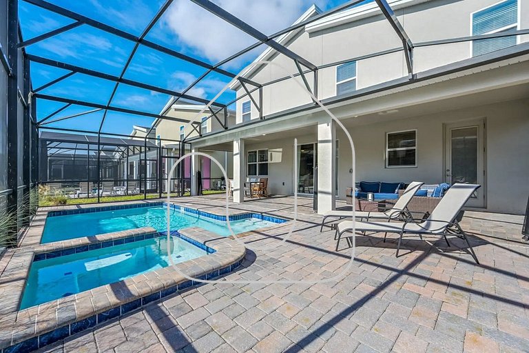 Step into enchanting charm: 9B Villa near Disney!