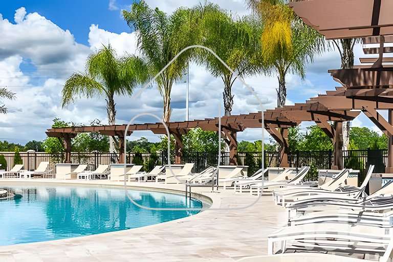 MMC - 6-106 · Relaxing 3-Bedroom Getaway in Lucaya Village