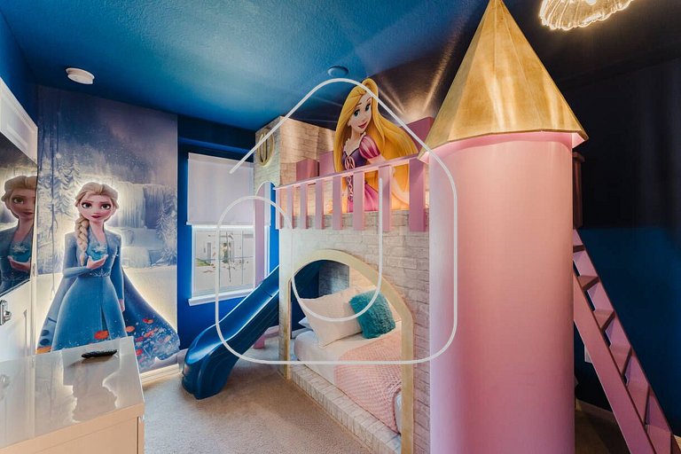 Casa Luxo c/ Piscina, 5 Quartos e PS5 perto Disney