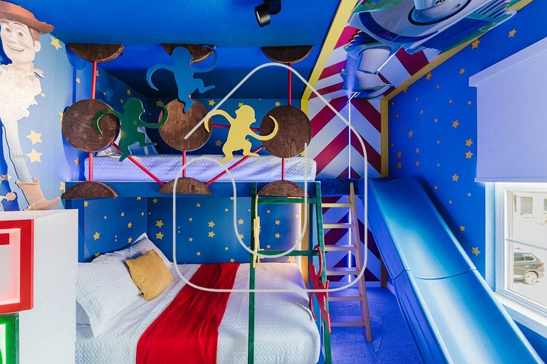 5BD Disney Villa w/ Game Room, Pool & Themed Rooms