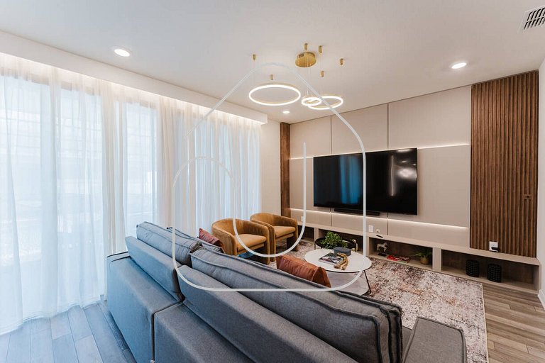 5BD Disney Villa w/ Game Room, Pool & Themed Rooms