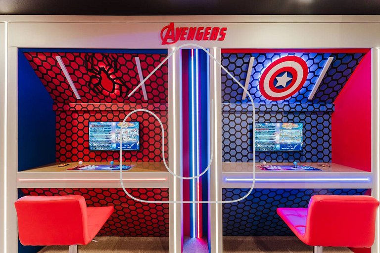 5BD Disney Villa w/ Game Room, Pool & Themed Rooms