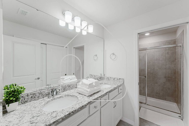 5BD Disney Villa w/ Game Room, Pool & Themed Rooms