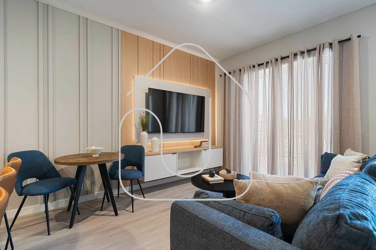 3BR Home with Pool Near Disney