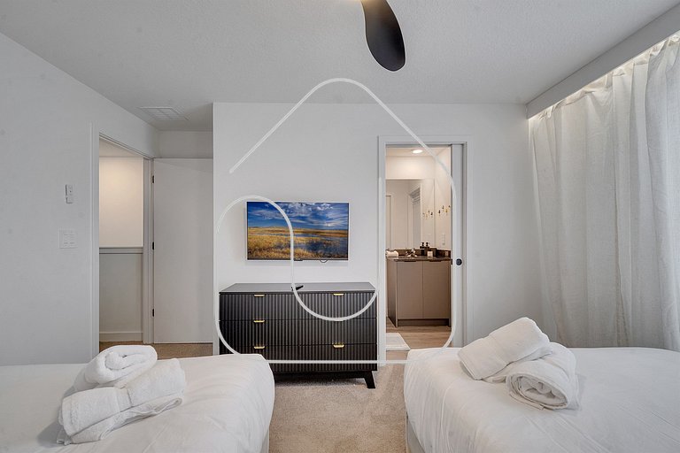 Casa 3 Suítes c/ Escritório + Jogo de Basquete