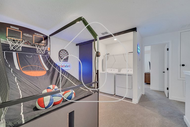 Casa 3 Suítes c/ Escritório + Jogo de Basquete