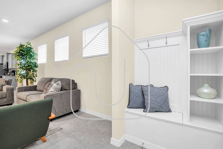 5BR Villa w/ Pool near Disney & Clubhouse