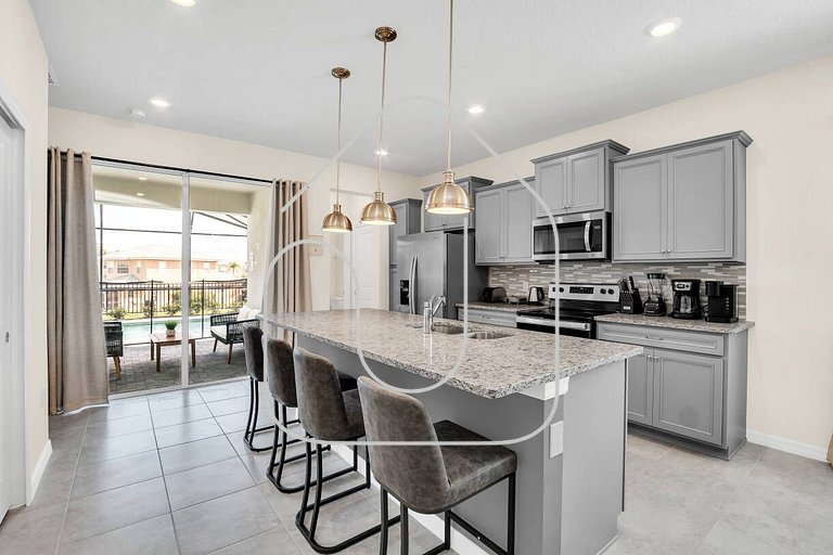 5BR Villa w/ Pool near Disney & Clubhouse