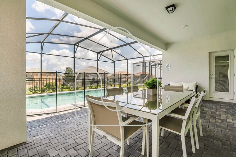 5BR Villa w/ Pool near Disney & Clubhouse