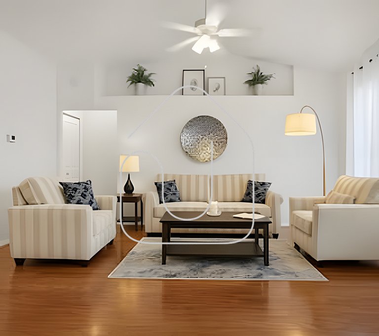 Prime Location! 3BD/2BA Villa