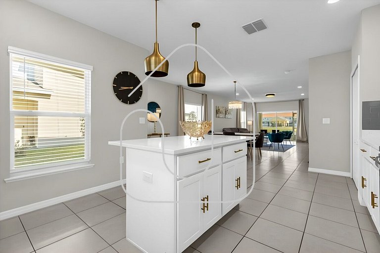 Cozy 3BR Home Near Disney & Outlets