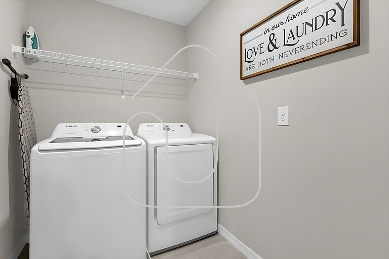 Cozy 3BR Home Near Disney & Outlets