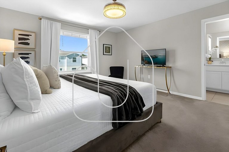 Cozy 3BR Home Near Disney & Outlets