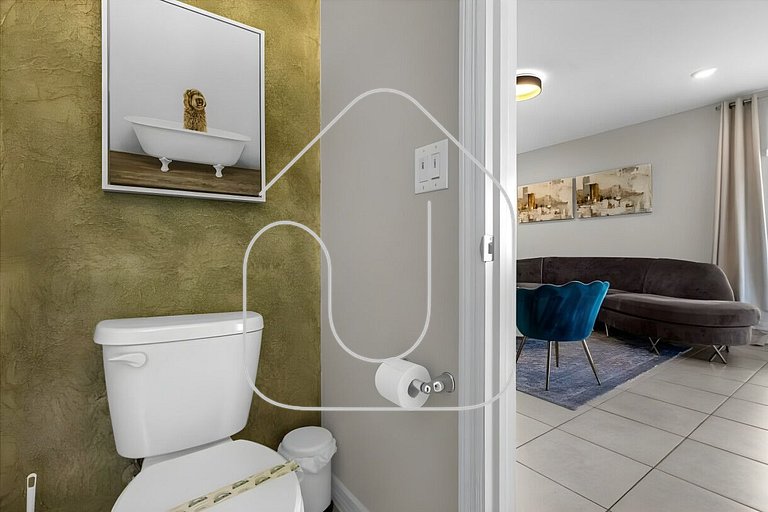 Cozy 3BR Home Near Disney & Outlets