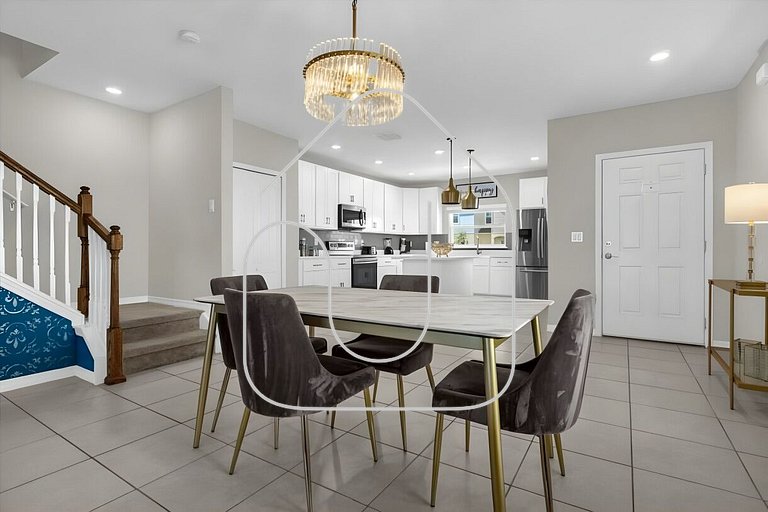 Cozy 3BR Home Near Disney & Outlets