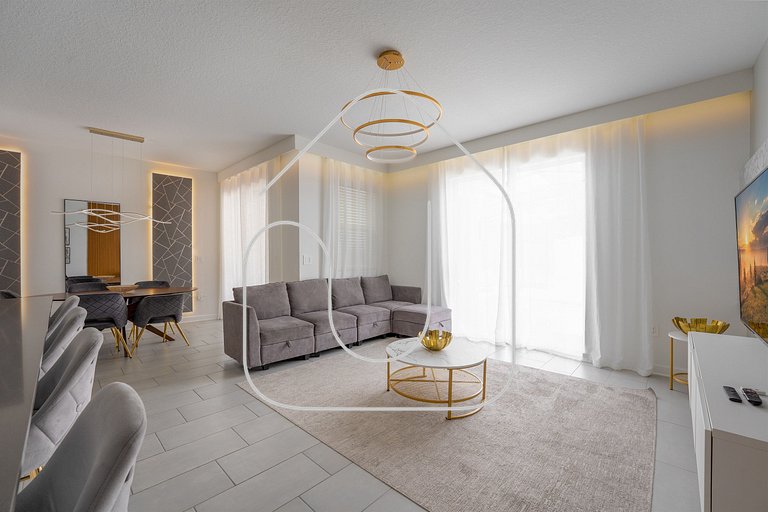 Townhouse 4Hab Storey Lake con Piscina