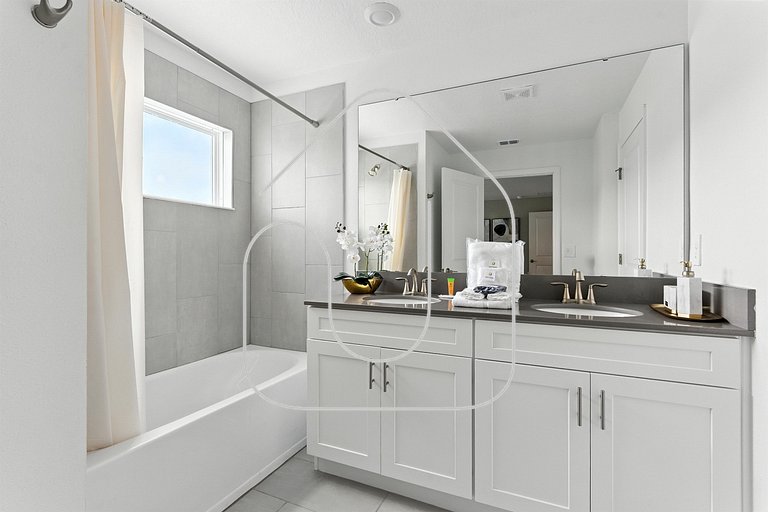 Townhouse 4Q Storey Lake com Piscina