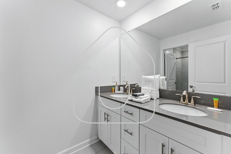 Townhouse 4Q Storey Lake com Piscina