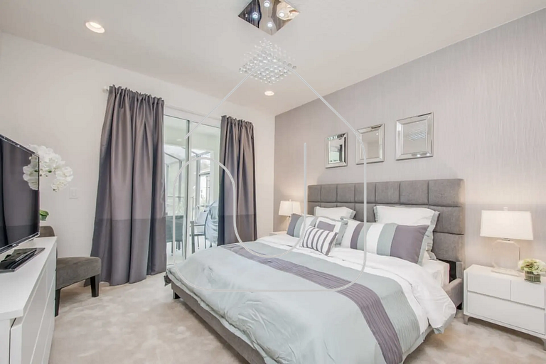 Private Pool Home in Bella Vida Resort