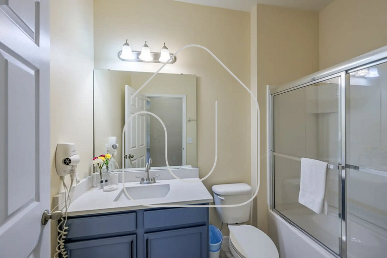 4BR Townhome w/Pool near Disney