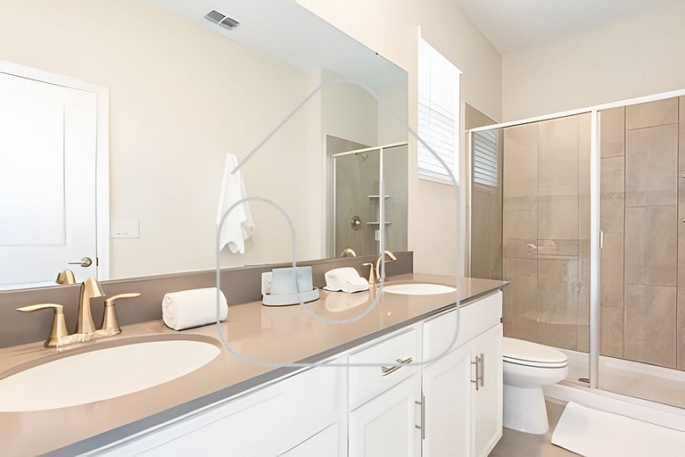 Magical 5BR Home / Pool & Themed Rooms near Disney