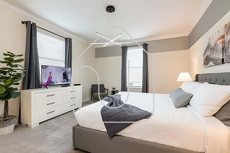 Magical 5BR Home / Pool & Themed Rooms near Disney