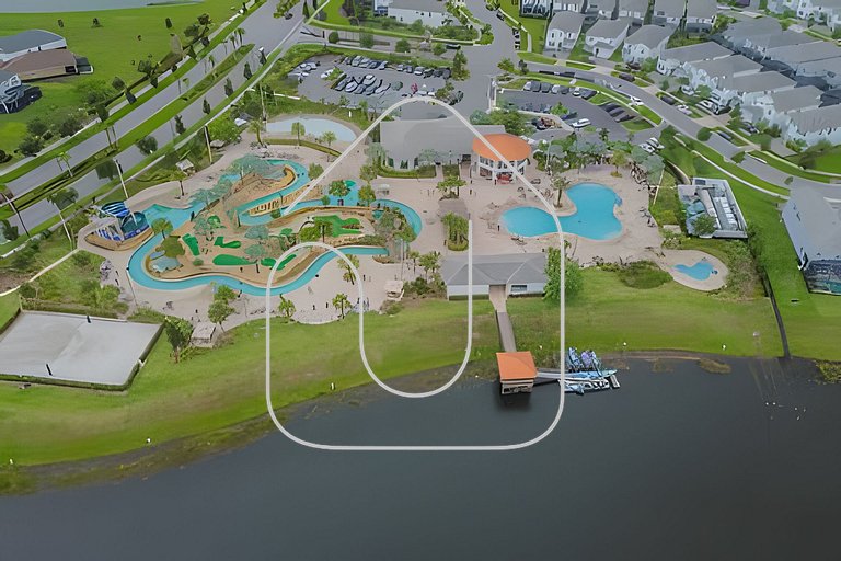 Modern 4BR Home w/ Private Pool - Storey Lake