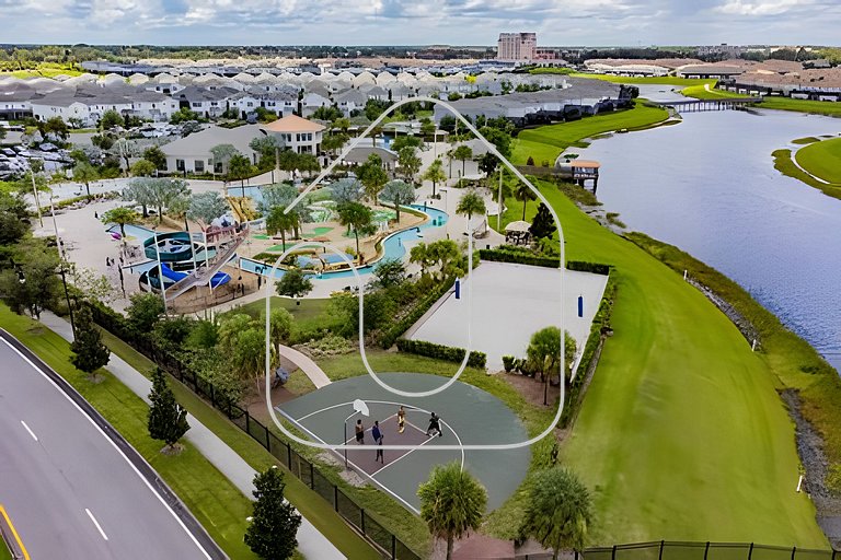 Modern 4BR Home w/ Private Pool - Storey Lake