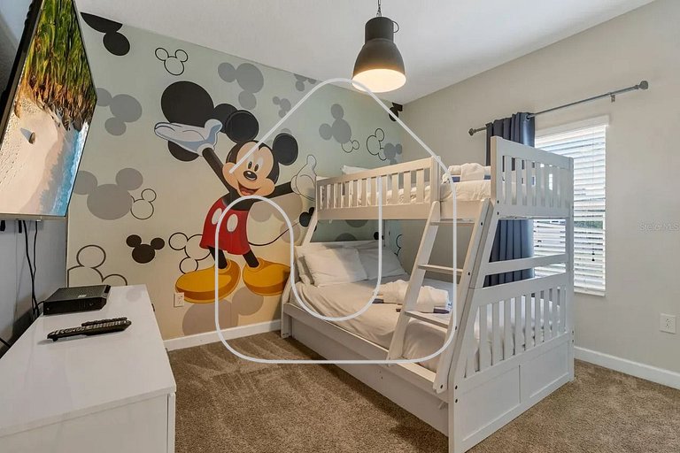 Casa Disney 5 Quartos c/ Piscina – 13 Pessoas