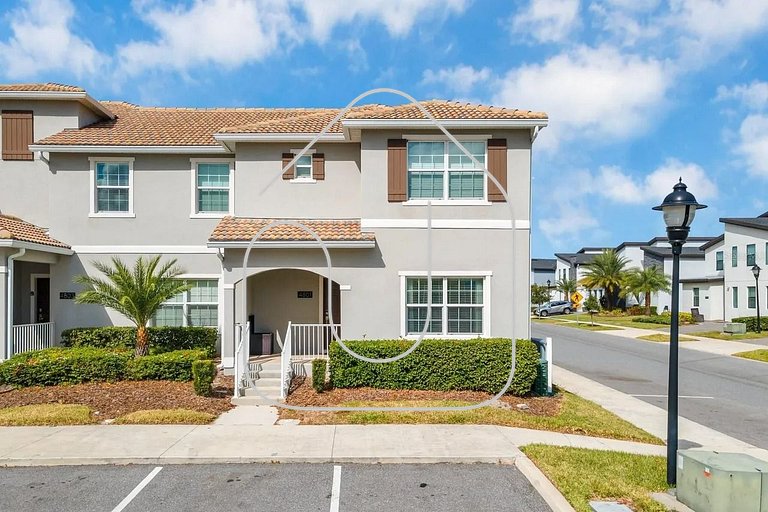 Disney Retreat 5BR w/ Pool – Sleeps 13