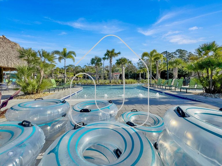 Disney Retreat 5BR w/ Pool – Sleeps 13
