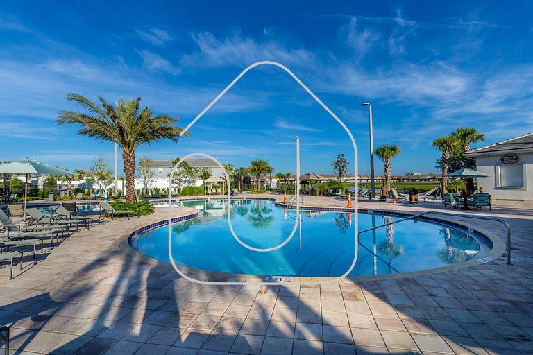 5-Bedroom House with Private Pool