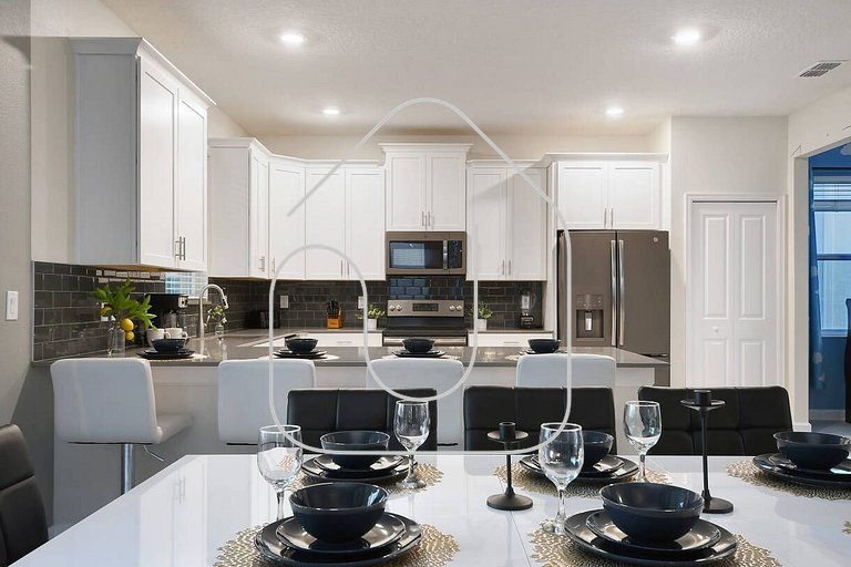 9BR Luxury Villa Storey Lake Orlando