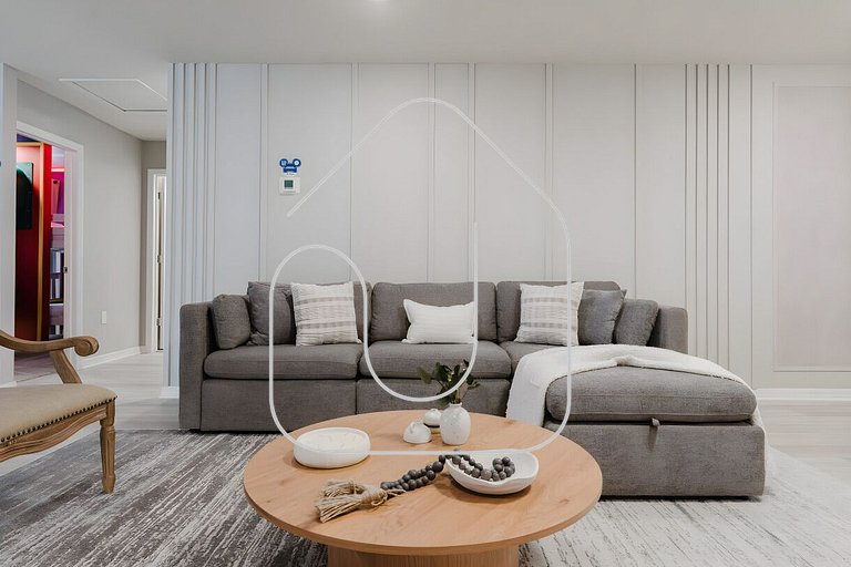 Luxuosa Casa 8 Quartos com Piscina perto da Disney