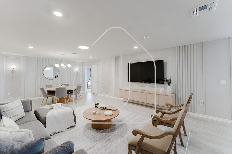 Luxury 8BR Villa with Private Pool near Disney